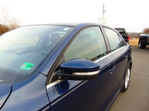 Used 2014 Volkswagen Jetta SE image 64