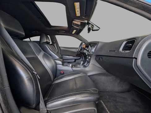 Used 2015 Dodge Charger R/T w/ Plus Group RWD image 20