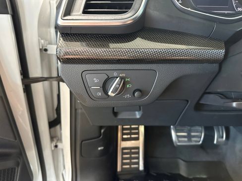 Used 2020 Audi SQ5 Premium Plus w/ Premium Plus Package AWD/4WD image 26