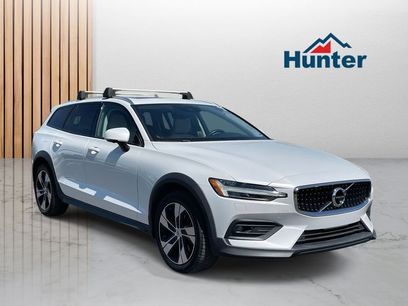 Used 2020 Volvo V60 T5 Cross Country w/ Protection Package Premier