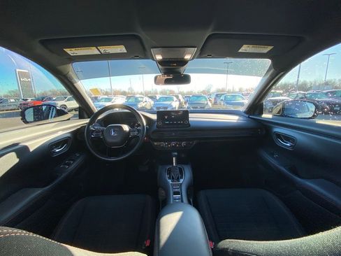 Used 2023 Honda HR-V Sport image 23