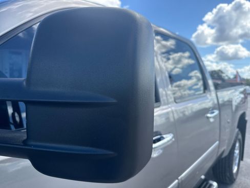 Used 2014 GMC Sierra 2500 Denali w/ Suspension Package, Off-Road image 43