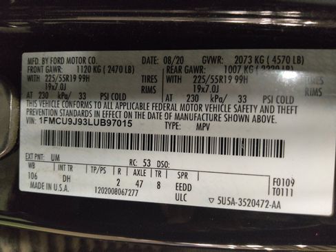 Used 2020 Ford Escape Titanium AWD/4WD image 33