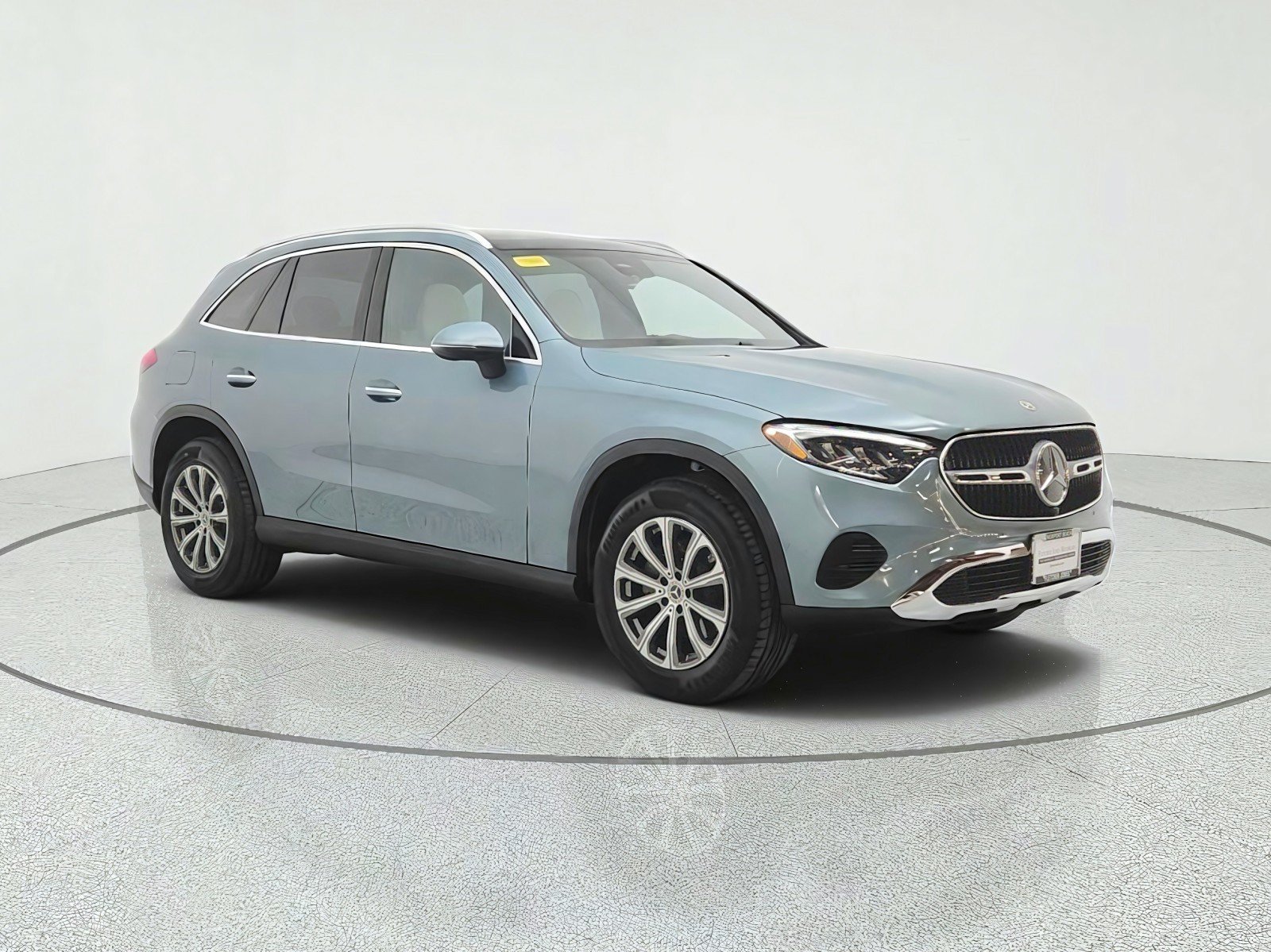 Certified 2026 Mercedes-Benz GLC 300 image 3