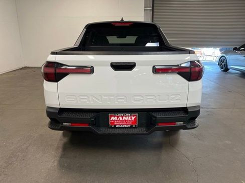 Used 2024 Hyundai Santa Cruz SEL FWD image 4