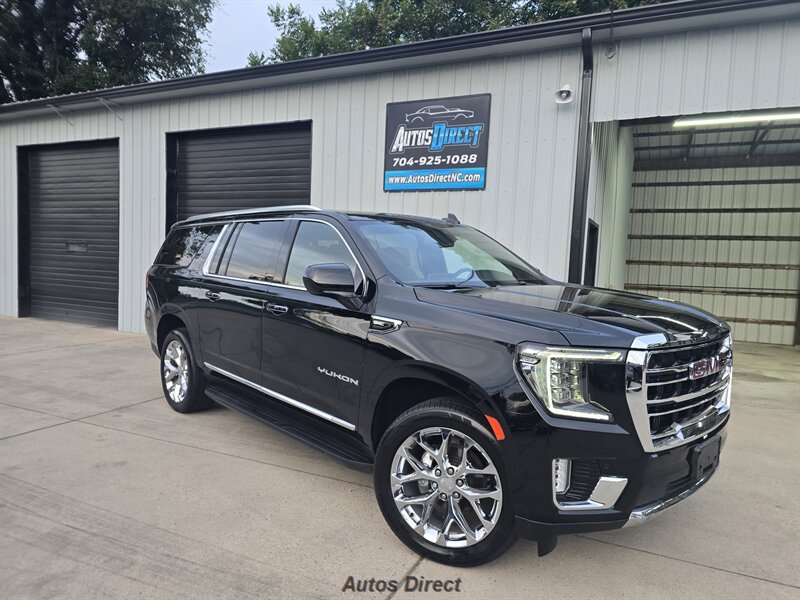 Used 2021 GMC Yukon XL SLT w/ Rear Media and Nav Package AWD/4WD image 1