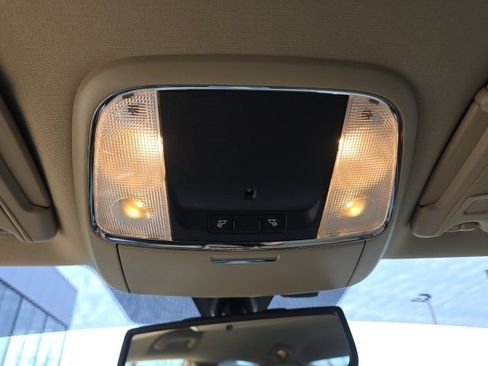 Used 2012 Chrysler 300 Limited w/ Luxury Group image 19