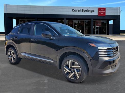 New 2026 Nissan Kicks SV image 7