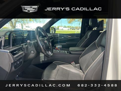 Used 2021 Cadillac Escalade Sport w/ Driver Assist Tech Package image 11