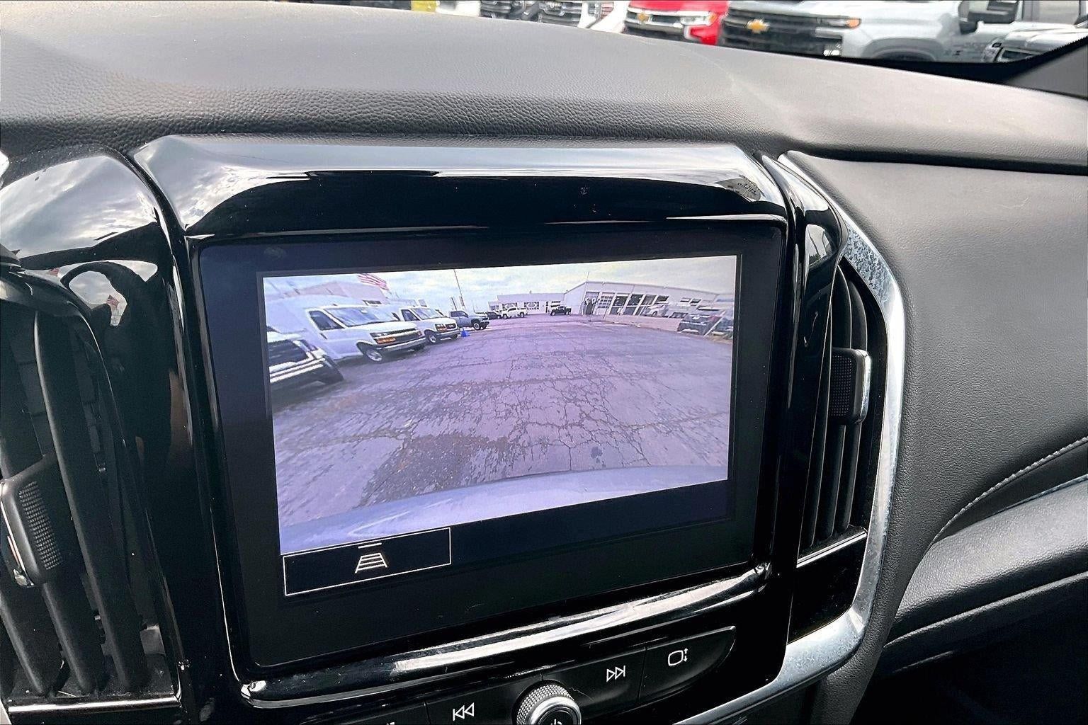 Used 2024 Chevrolet Traverse LT FWD image 22
