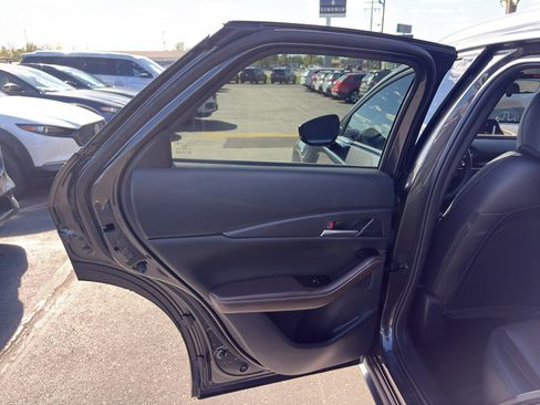 Used 2025 MAZDA CX-30 AWD 2.5 S w/ Premium Package image 13
