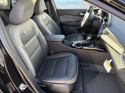 New 2026 Chevrolet Trax ACTIV w/ Sunroof Package image 25