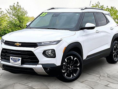 Used 2023 Chevrolet TrailBlazer LT AWD/4WD image 1