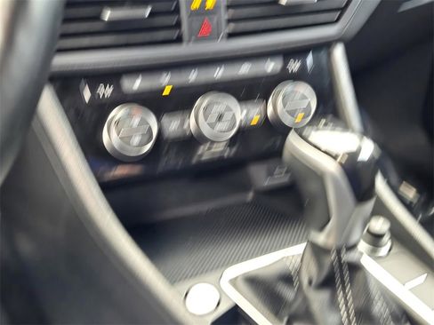 Used 2022 Volkswagen Jetta SE image 22