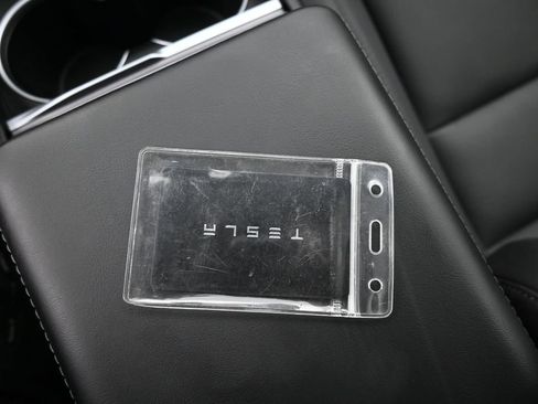 Used 2026 Tesla Model Y AWD image 18