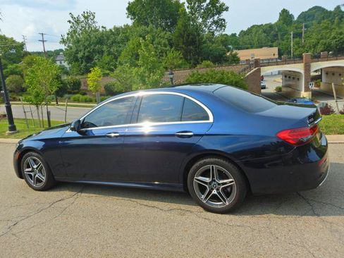 Used 2023 Mercedes-Benz E 350 4MATIC Sedan w/ Premium Package image 11