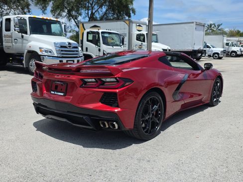 Used 2021 Chevrolet Corvette Stingray Preferred Cpe w/ Z51 Performance Package RWD image 7
