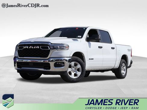 Used 2025 RAM 1500 Big Horn AWD/4WD image 1