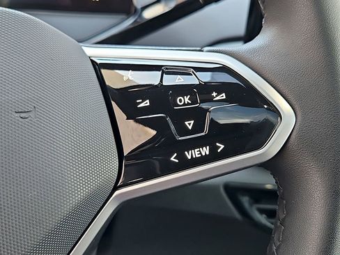 Certified 2023 Volkswagen ID.4 Pro S image 23
