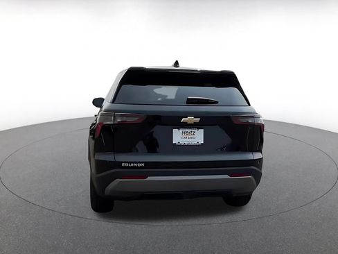 Used 2025 Chevrolet Equinox LT FWD image 10
