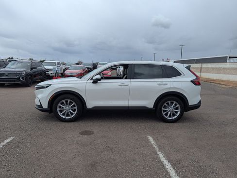 Used 2024 Honda CR-V EX image 2