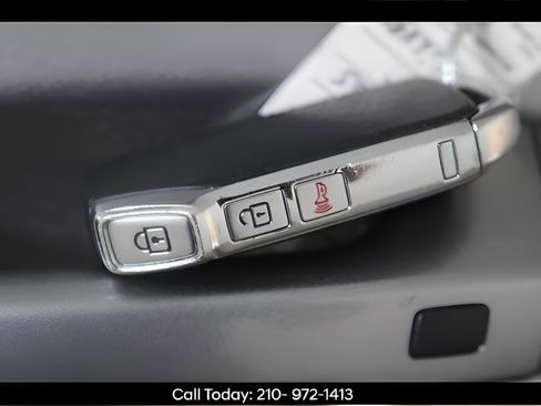 Used 2023 Kia Seltos S w/ Navigation Package FWD image 29