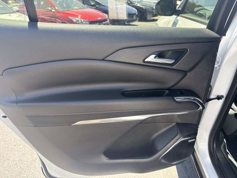 Used 2025 Chevrolet Traverse Z71 w/ Enhanced Driving Package AWD/4WD image 20