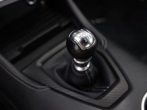 Used 2024 Ford Mustang GT Premium RWD image 23