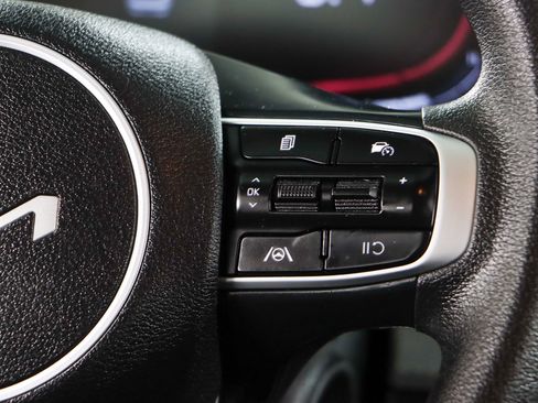 Used 2024 Kia Sportage LX image 14