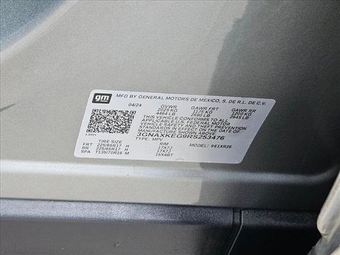 Used 2024 Chevrolet Equinox LT FWD image 24