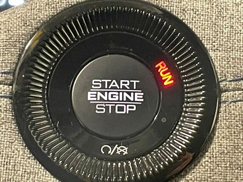 Used 2022 Jeep Compass Latitude image 28