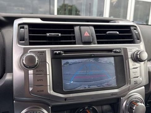 Used 2015 Toyota 4Runner SR5 AWD/4WD image 13