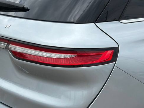 Used 2022 Lincoln Corsair FWD image 11