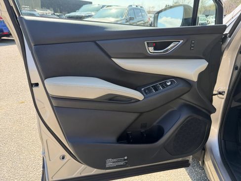 Used 2020 Subaru Ascent Limited image 19