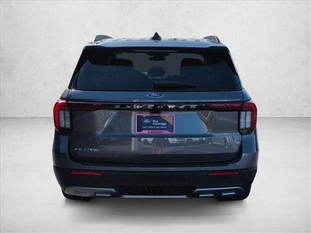 Used 2026 Ford Explorer Active w/ Active Comfort Package RWD image 8