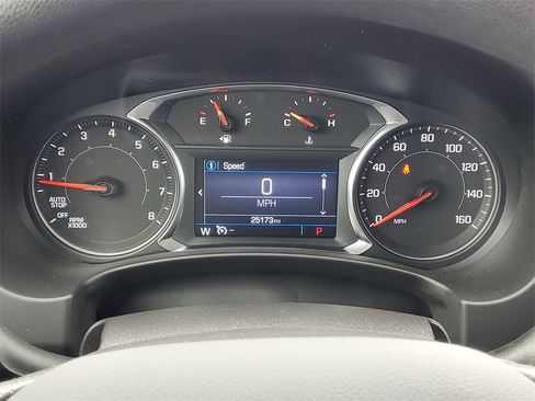 Used 2023 GMC Terrain SLE w/ Driver Convenience Package image 15