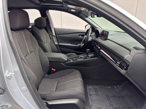 Used 2023 Honda Accord Sport image 15