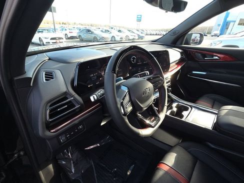 New 2026 Chevrolet Traverse RS w/ LPO, Floor Liner Package image 14