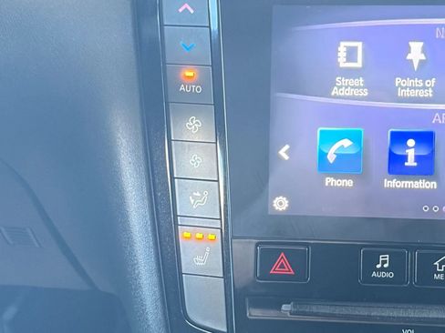 Used 2019 INFINITI QX50 Essential w/ Premium Heat Package image 22