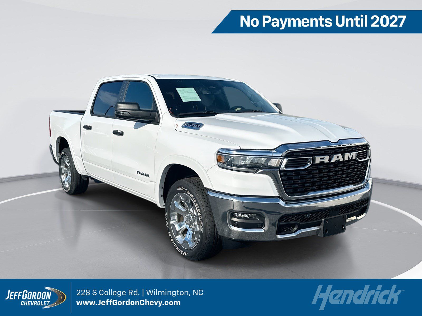 Used 2025 RAM 1500 Big Horn AWD/4WD image 1