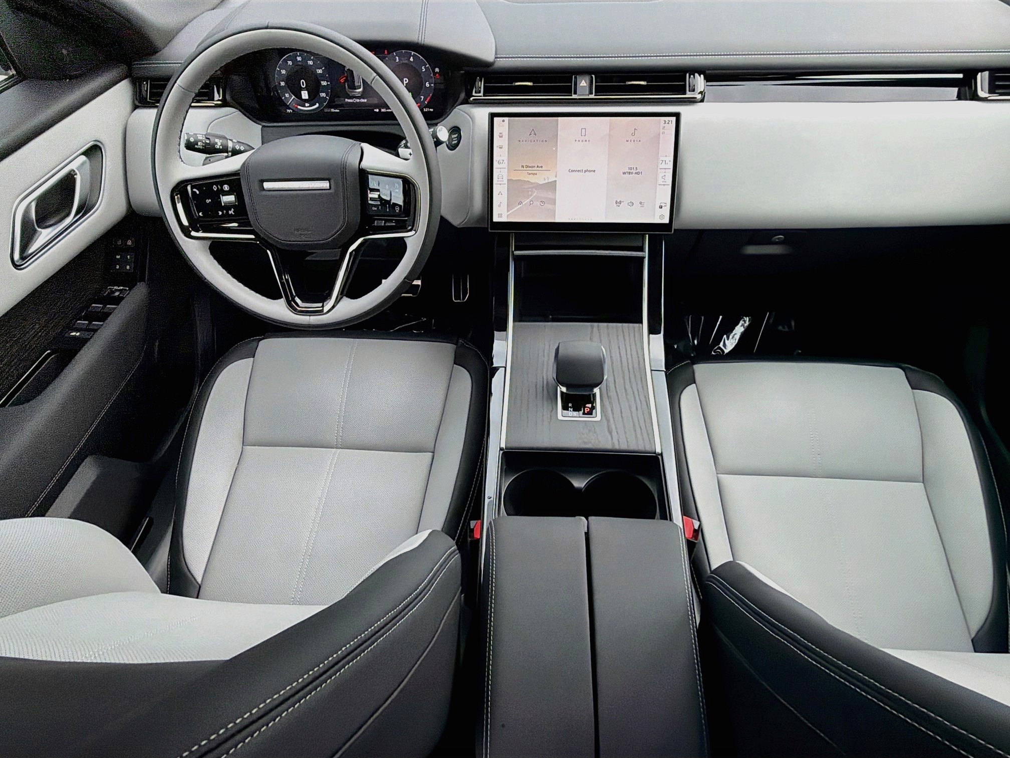 New 2026 Land Rover Range Rover Velar Belgravia AWD/4WD image 16