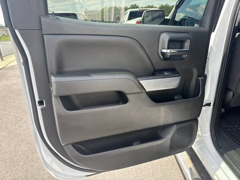 Used 2018 Chevrolet Silverado 1500 LT w/ All Star Edition AWD/4WD image 22