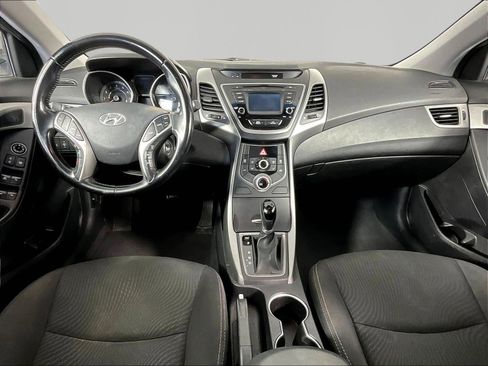 Used 2015 Hyundai Elantra SE w/ Option Group 03 FWD image 7