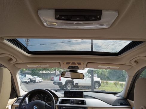 Used 2012 BMW 328i Sedan image 15