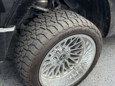 Used 2021 RAM 1500 Laramie AWD/4WD image 8