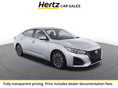 Used 2024 Nissan Altima 2.5 SV FWD image 1