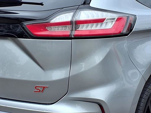 Used 2020 Ford Edge ST w/ Equipment Group 401A image 23