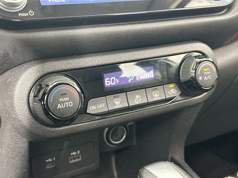 Used 2021 Nissan Kicks SR FWD image 14