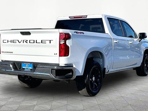 Used 2022 Chevrolet Silverado 1500 LT image 5