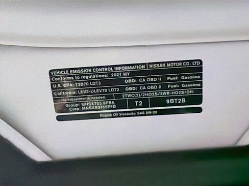 Used 2021 Nissan Frontier SV w/ Midnight Edition Floor Mats RWD image 17